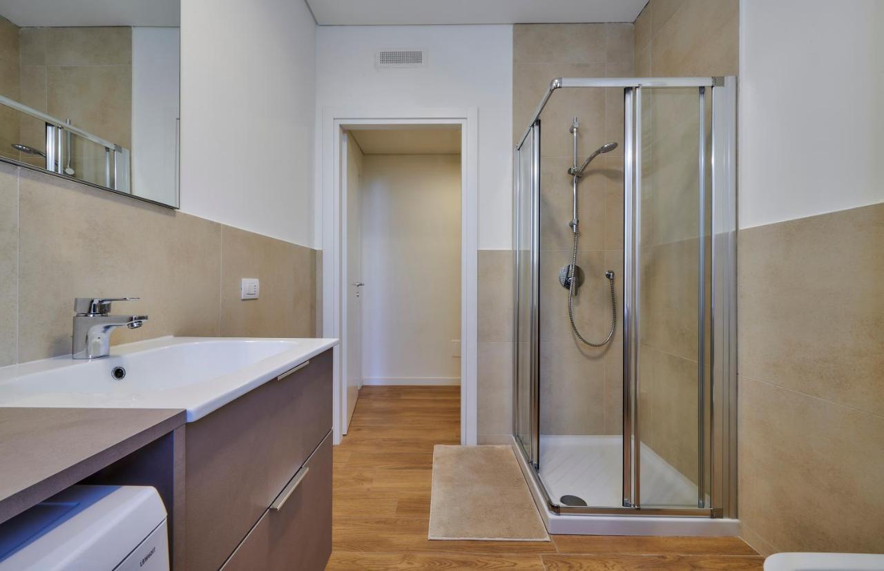Lecco Lake Apartments Villa Liberty Экстерьер фото