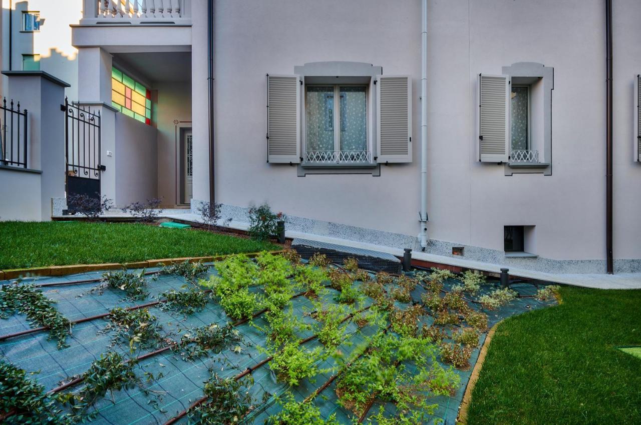 Lecco Lake Apartments Villa Liberty Экстерьер фото