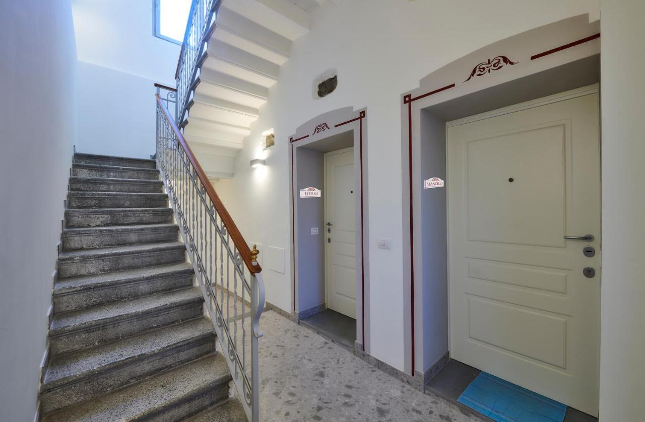 Lecco Lake Apartments Villa Liberty Экстерьер фото